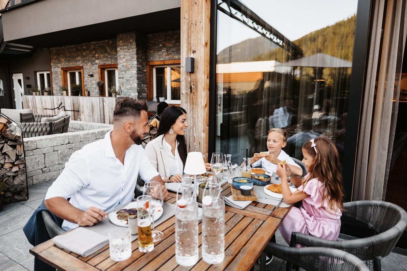 Hofgut Apartment & Lifestyle Resort Wagrain Kültér fotó